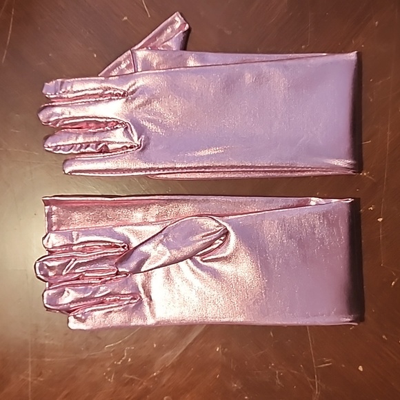 Pink long wet look gloves - Picture 1 of 6